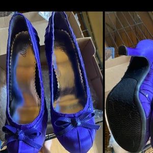 Debs shoes size 8 pumps